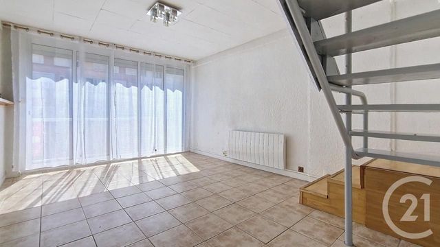 Appartement F3 à vendre - 3 pièces - 52.7 m2 - DIJON - 21 - BOURGOGNE - Century 21 Martinot Immobilier